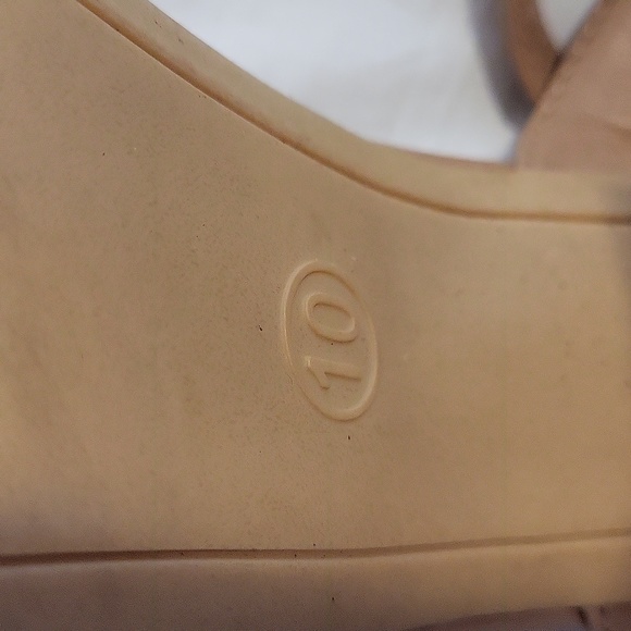 Tan Square Toe Heels - Picture 3 of 5